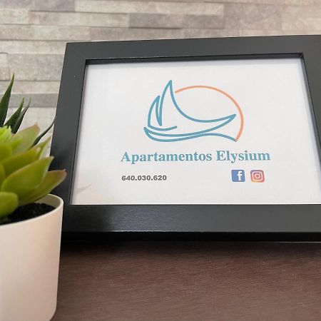 Apartamentos Elysium 托雷莫利诺斯 外观 照片