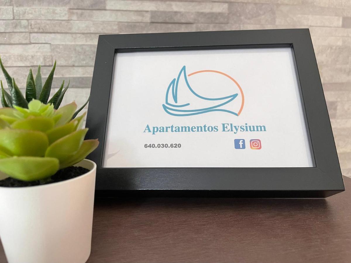 Apartamentos Elysium 托雷莫利诺斯 外观 照片